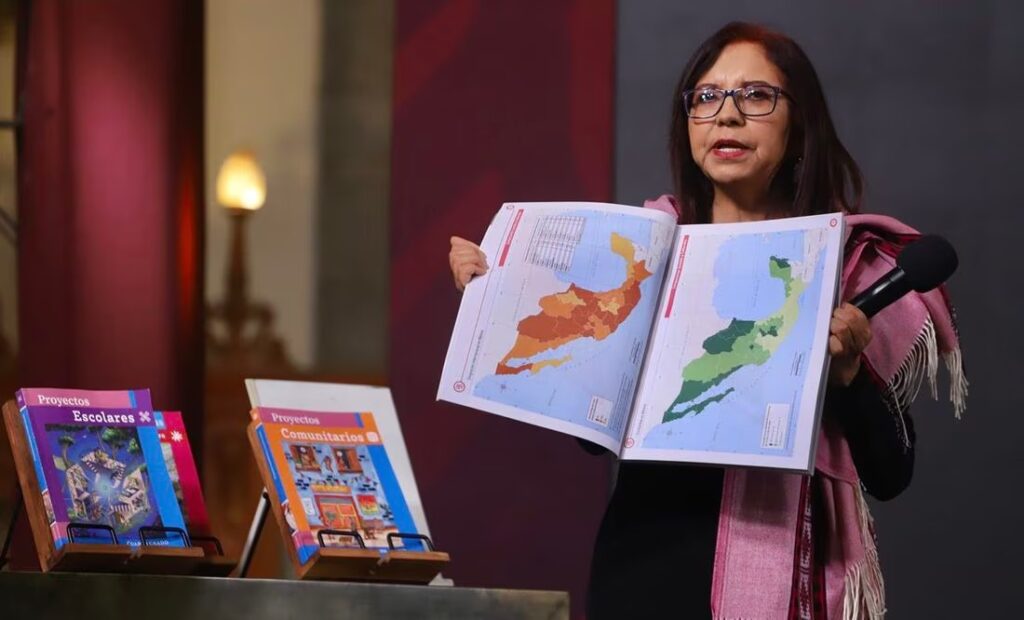 Ataques y mentiras no lograron impedir distribución de libros de texto: Leticia Ramírez