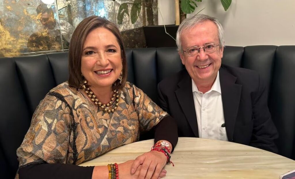 Xóchitl Gálvez lamenta la muerte de Carlos Urzúa