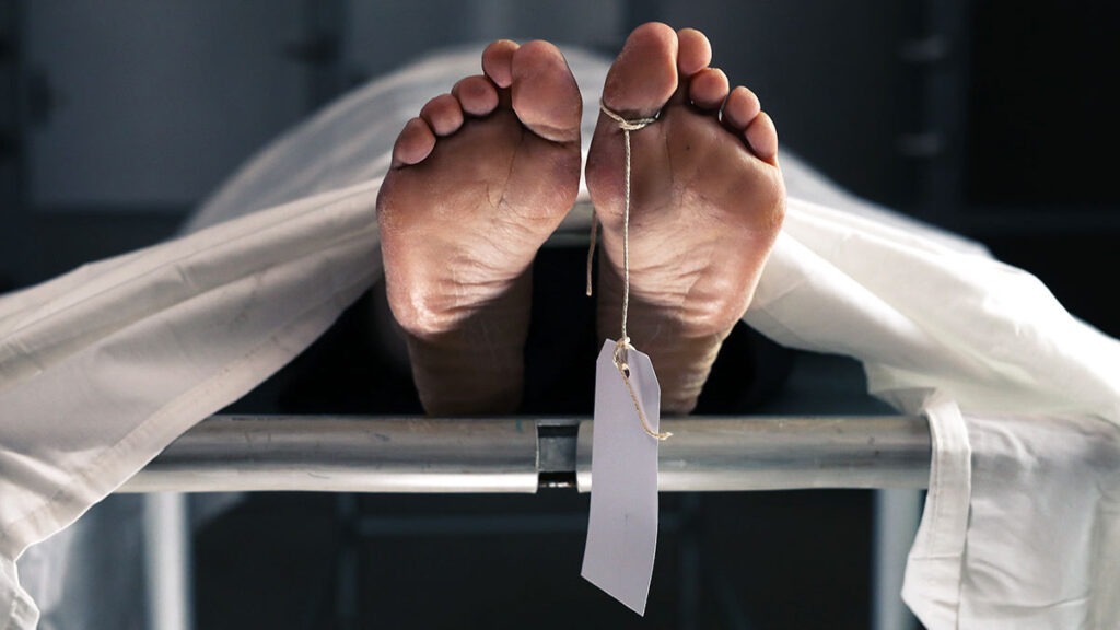 ¡Impactante video! Mujer dada por muerta “revive” en morgue de Guatemala