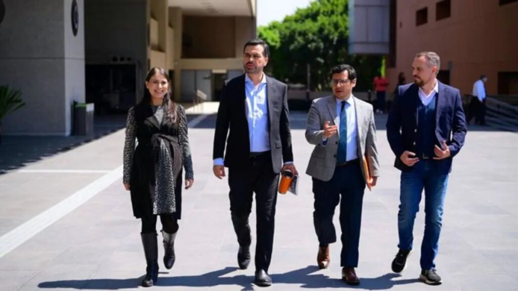 Previo a licencia como diputado, Álvarez Máynez presenta paquetes de iniciativas 