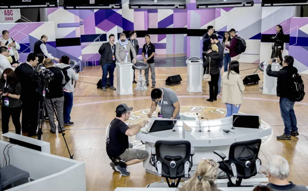 El papel de los moderadores en los debates presidenciales: criterios, propuestas y controversias