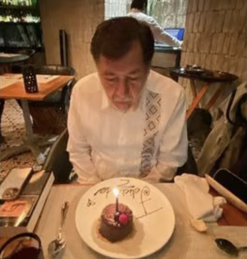 Gerardo Fernández Noroña celebra su cumpleaños con un deseo patriótico