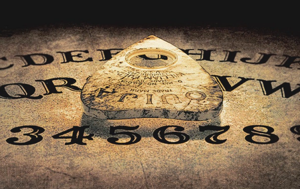 Niños se desmayan tras jugar ouija en el horario de recreo en una primaria de Puebla