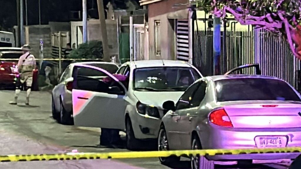 Lo asesinan a bordo de su vehículo