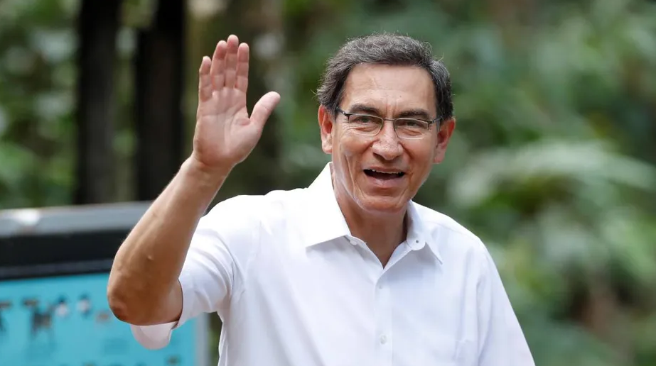 Catean domicilio del ex presidente Martín Vizcarra en Perú