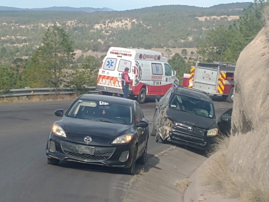 Accidente en Banderas del Águila múltiples lesionados