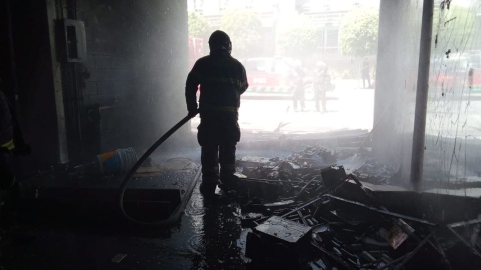 Se reporta explosión de negocio en la alcaldía Miguel Hidalgo; hay dos heridos