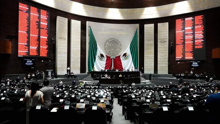 Oposición pide discutir ahora la reforma a la jornada laboral y no esperar a elecciones