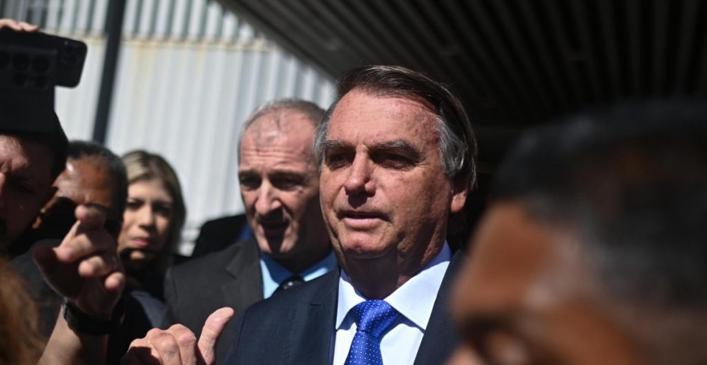 Bolsonaro presentó plan a jefes militares de Brasil para intentar anular elecciones de 2022