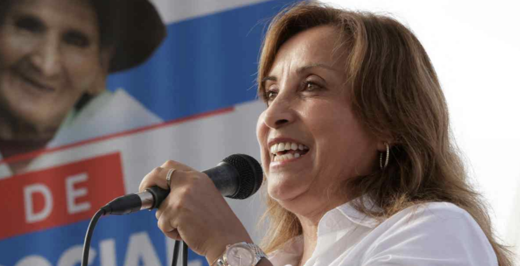 Compensación para Boluarte: 65 mil dólares tras fallo favorable contra Reniec
