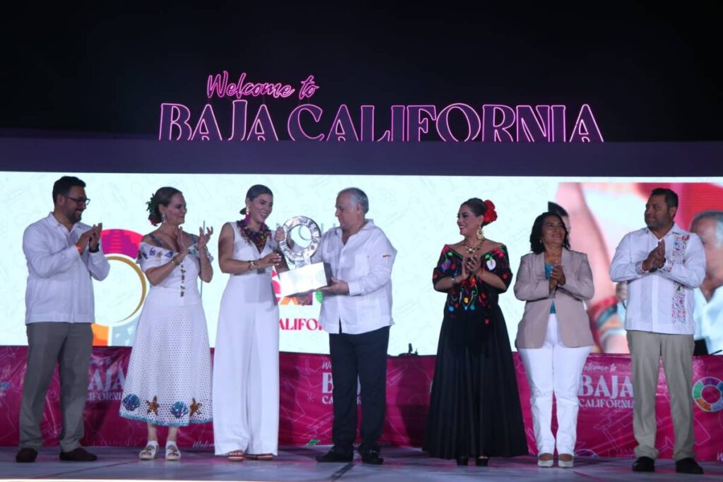 Guerrero entrega estafeta a Baja California del Tianguis Turístico