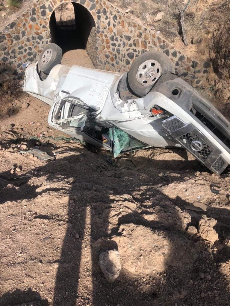 Muere conductor adulto mayor al caer al fondo de un barranco; ya está identificado