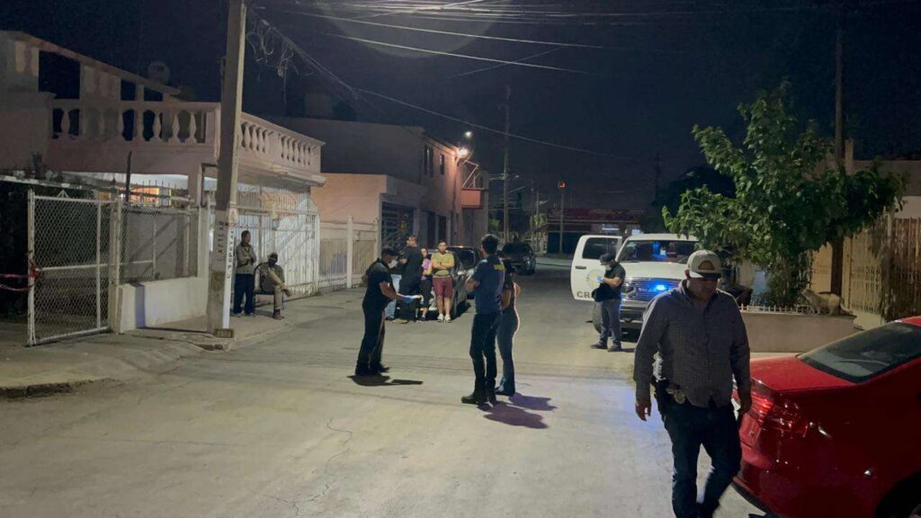 Localizan a un adulto mayor sin vida en una vivienda; las autoridades investigan al hijo