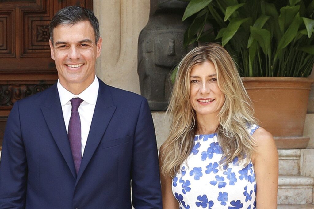 Presidente de España analiza si deja el cargo tras investigación contra su esposa