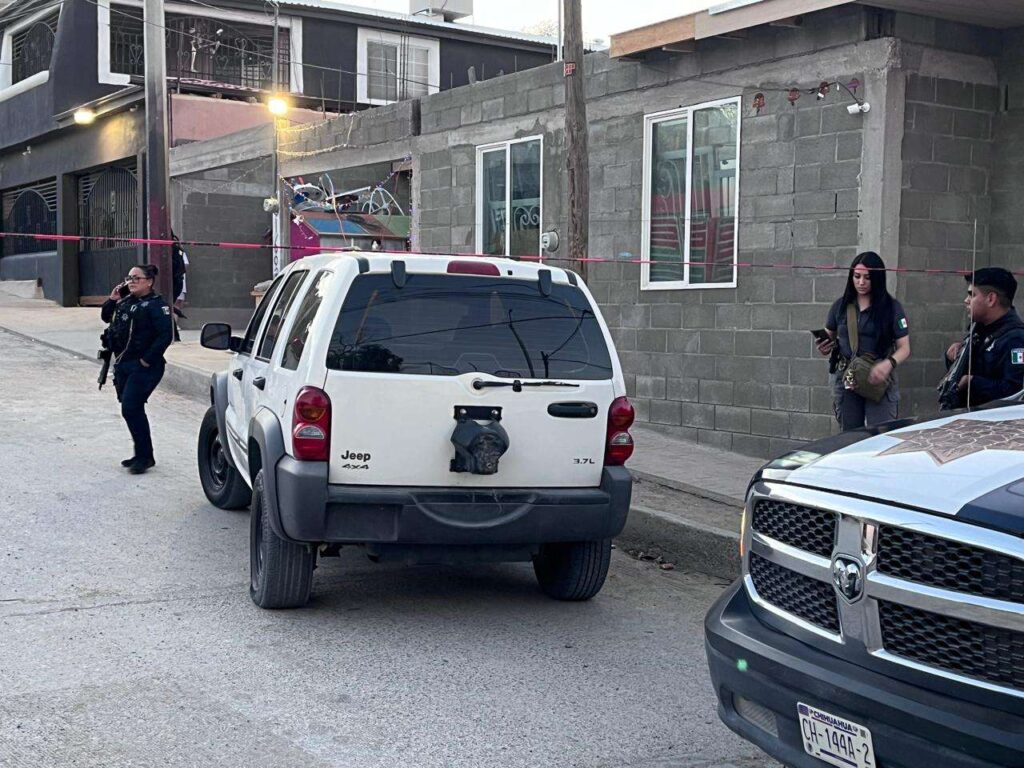 Sujetos armados lo ejecutan en una vivienda; dejaron abandonada una camioneta