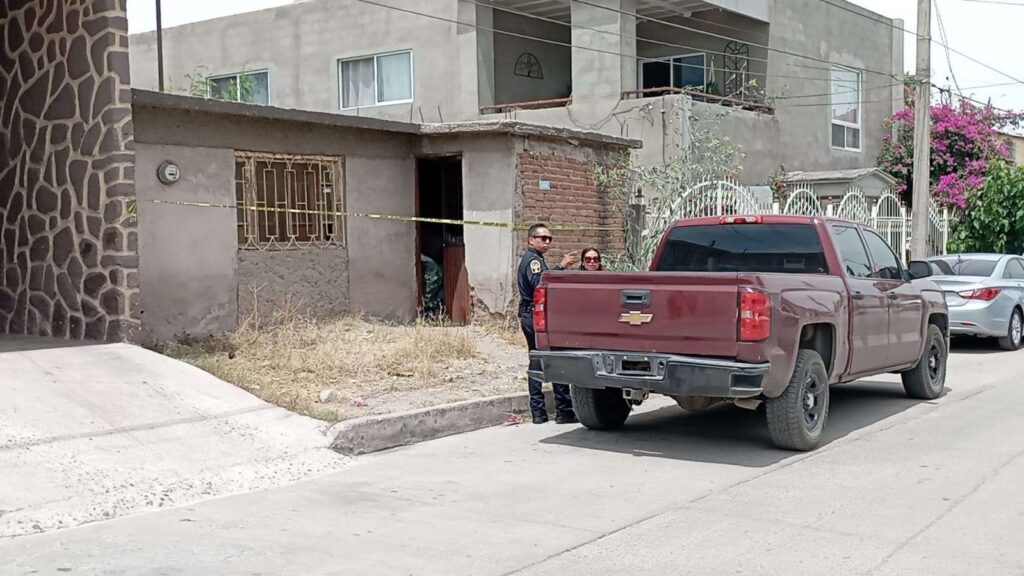 Adulto mayor es encontrado muerto en una casa abandonada; tenía varios días fallecido