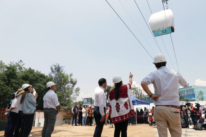 Batres y Alejandra Frausto supervisan pruebas de Línea 3 del Cablebús