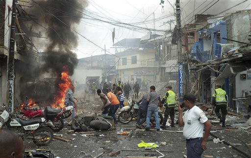 Ataque simultáneo de 120 guerrilleros deja 2 muertos en Colombia