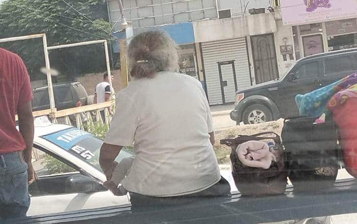Detienen a abuelita por intentar vender a un bebé en Tamaulipas