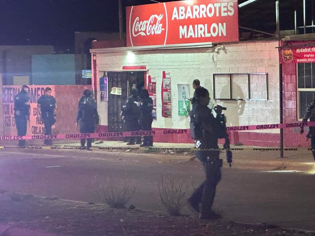Ataque armado en una tienda de abarrotes deja 2 muertos; uno falleció en el hospital