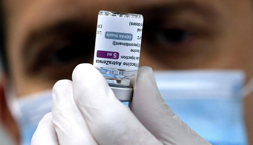 AstraZeneca retirará su vacuna contra COVID-19 por “falta de demanda”