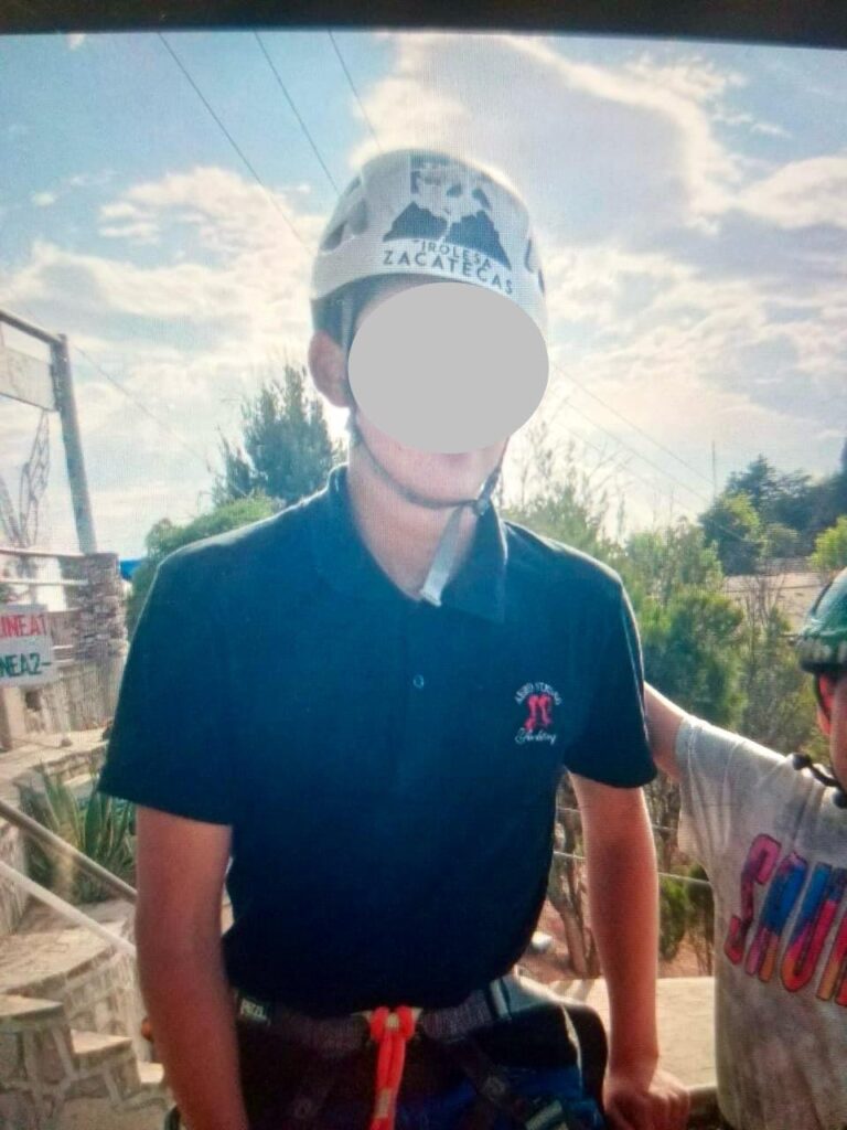Familia a punto de depositar a extorsionador, pero…