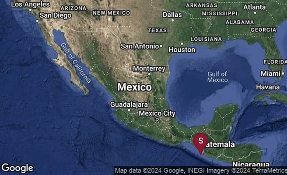 SRE abre línea de emergencia para mexicanos tras sismo en frontera con Guatemala