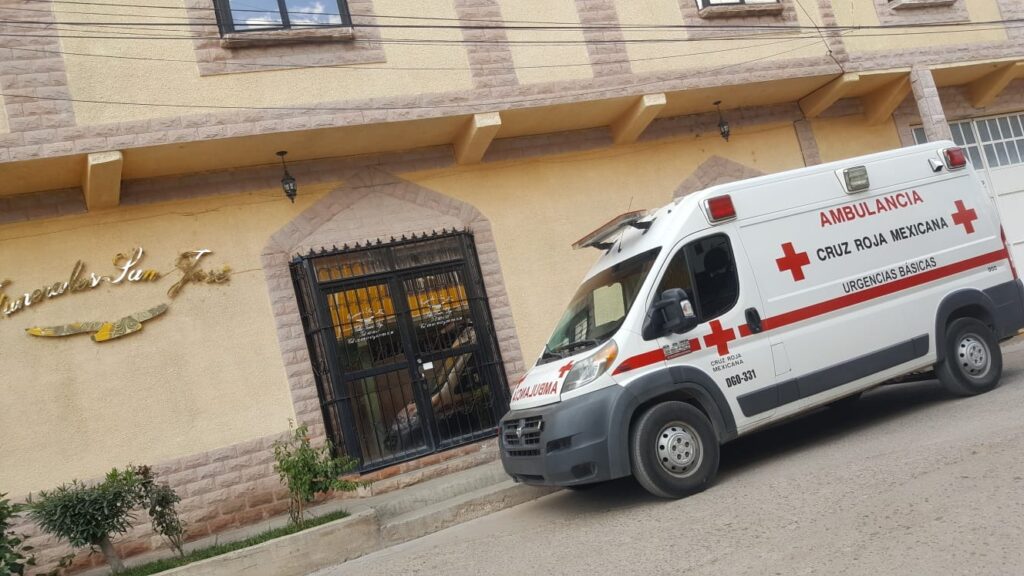Por caída ingresaron al hospital a abuelita y falleció