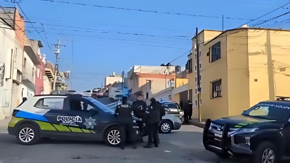 Abandonan hieleras con restos humanos afuera de casa de «El Grillo», exlíder criminal de Puebla