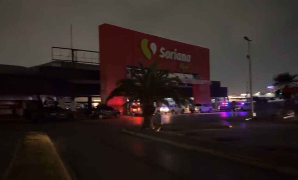 Realizan operativo en comercios de Reynosa por venta de ropa pirata