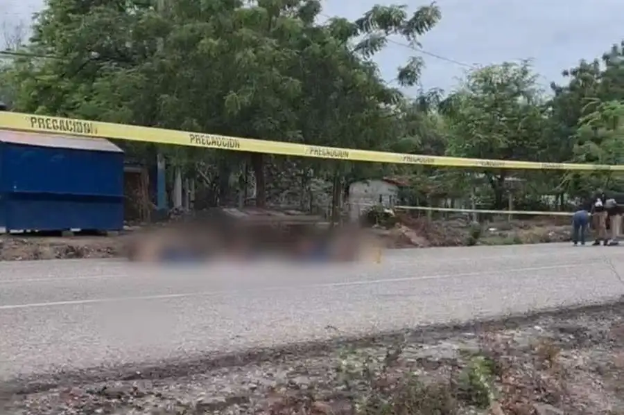 Abandonan 5 cuerpos en Tecpan de Galeana, Guerrero
