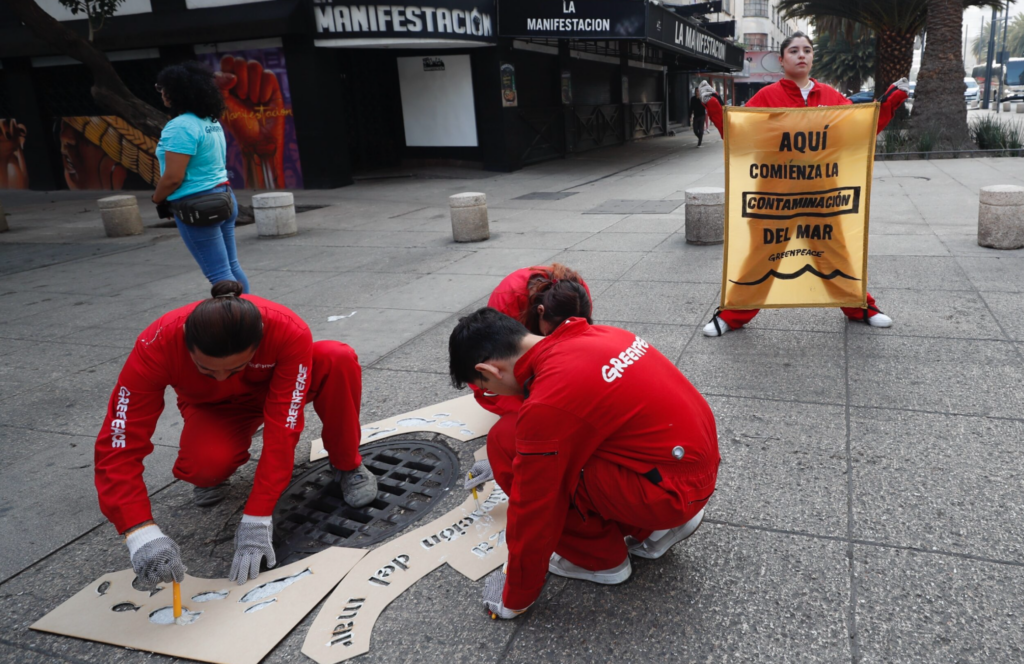 Greenpeace advierte en México que el plástico que contamina el mar se origina en las ciudades