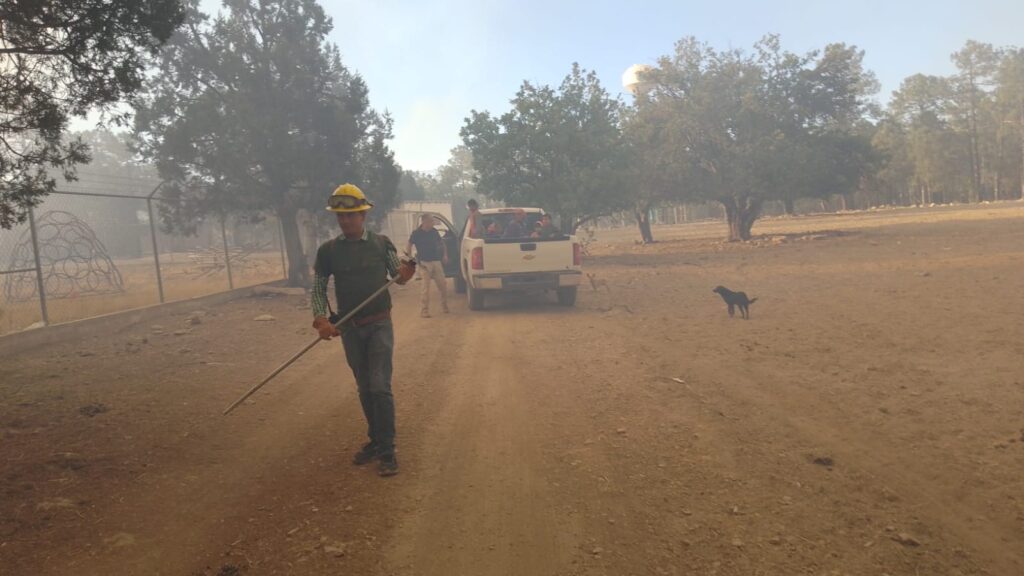 Evacúa Protección Civil algunas zonas serranas por incendios forestales