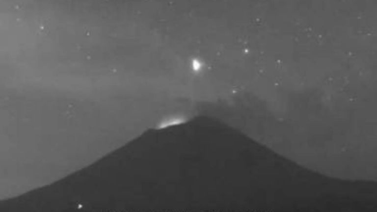 Harvard sugiere la presencia de extraterrestres en la Tierra; Maussan sugiere que podrían estar en el Popocatépetl