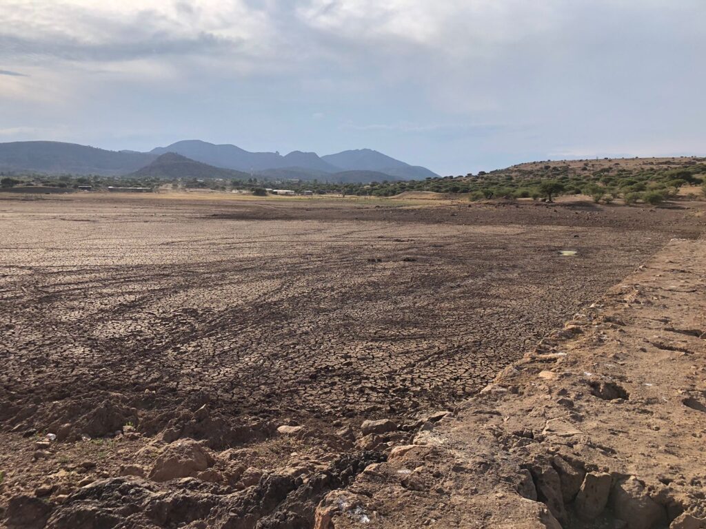 Se secó la presa, habitantes del poblado Javier Mina piden ayuda al gobernador.