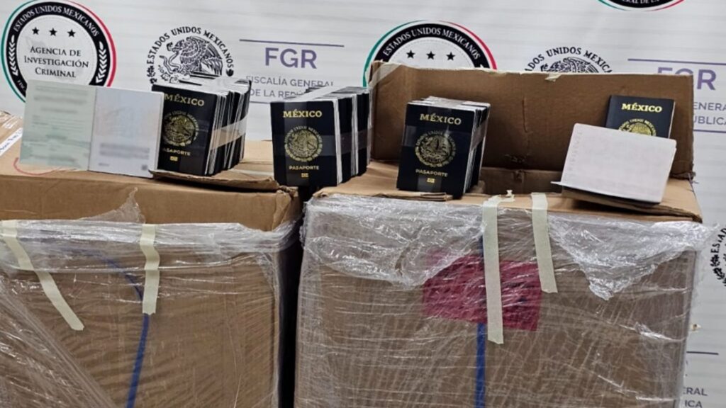 Recuperan más de mil pasaportes en blanco robados a la SRE en Tlaxcala