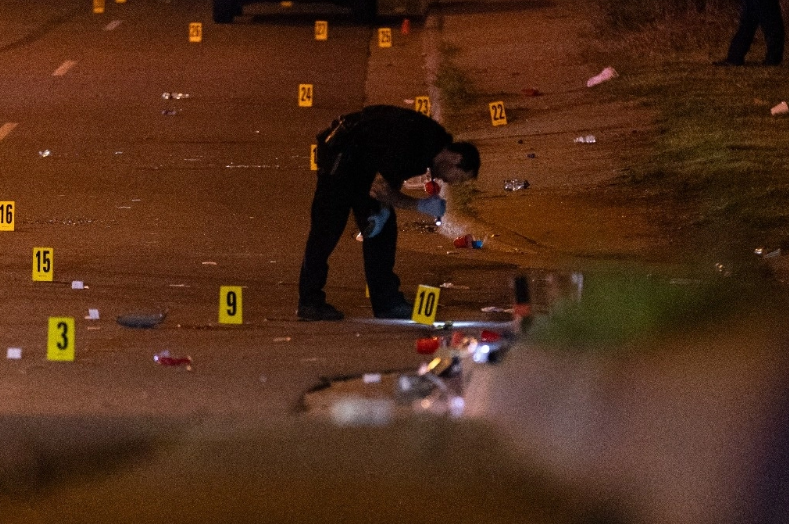 Un muerto y 26 heridos en tiroteo en Ohio