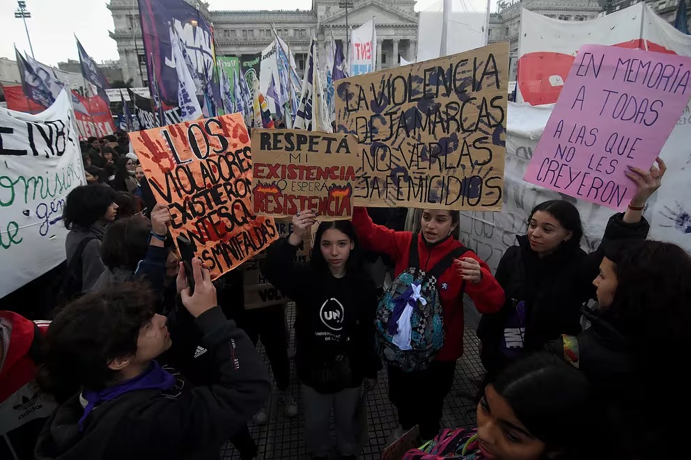 Milei disuelve la Subsecretaría de Protección contra la Violencia de Género