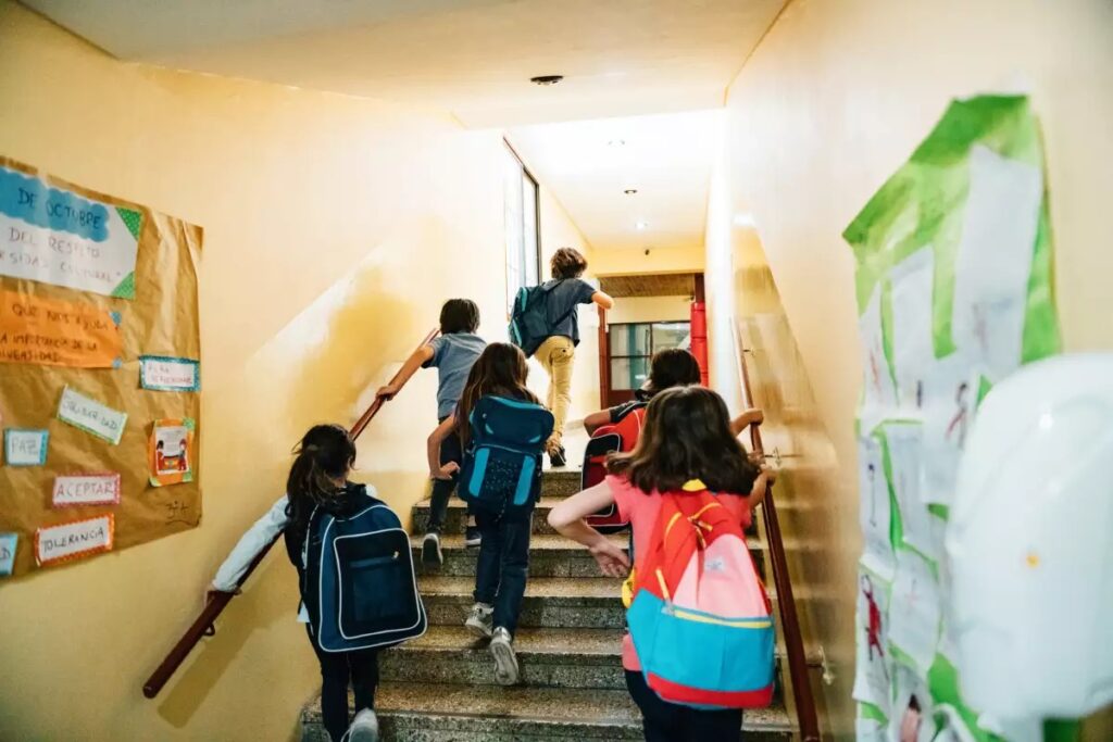 Ciclo escolar 2024-2025: Inicio de clases, vacaciones y feriados