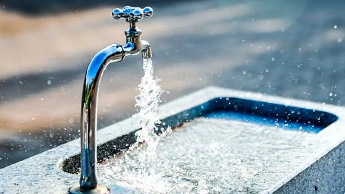 Escasez de agua en México: Menos del 50% de la población tiene acceso a un suministro continuo