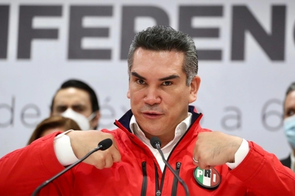 Exsecretarios y exdirigentes van contra reelección de «Alito» Moreno en el PRI