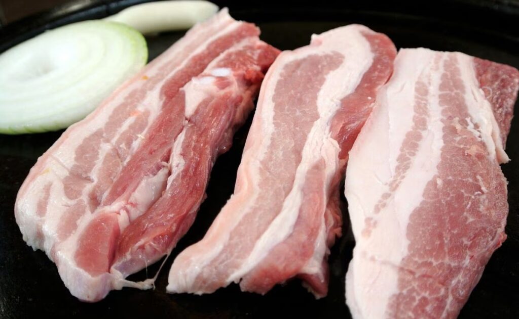 Productores mexicanos presentan amparo contra importación de carne de cerdo de Brasil