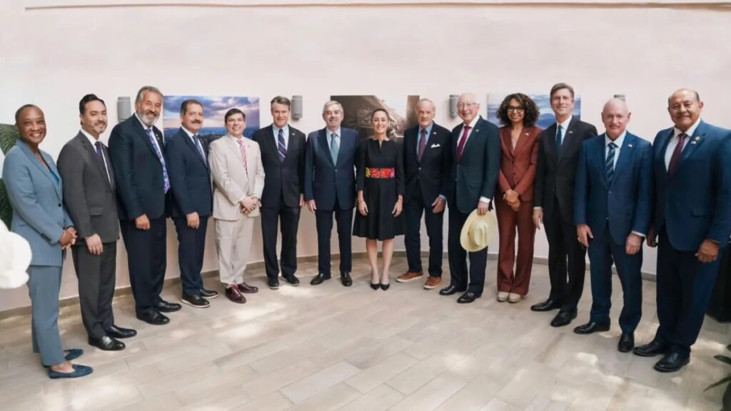 Claudia Sheinbaum se reúne con congresistas de Estados Unidos