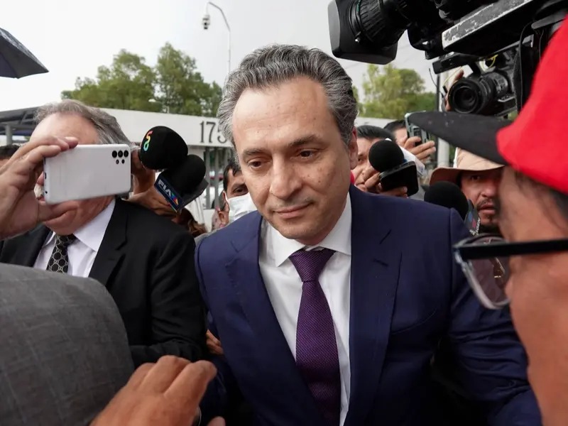 Ordenan iniciar juicio contra Emilio Lozoya por caso Odebrecht