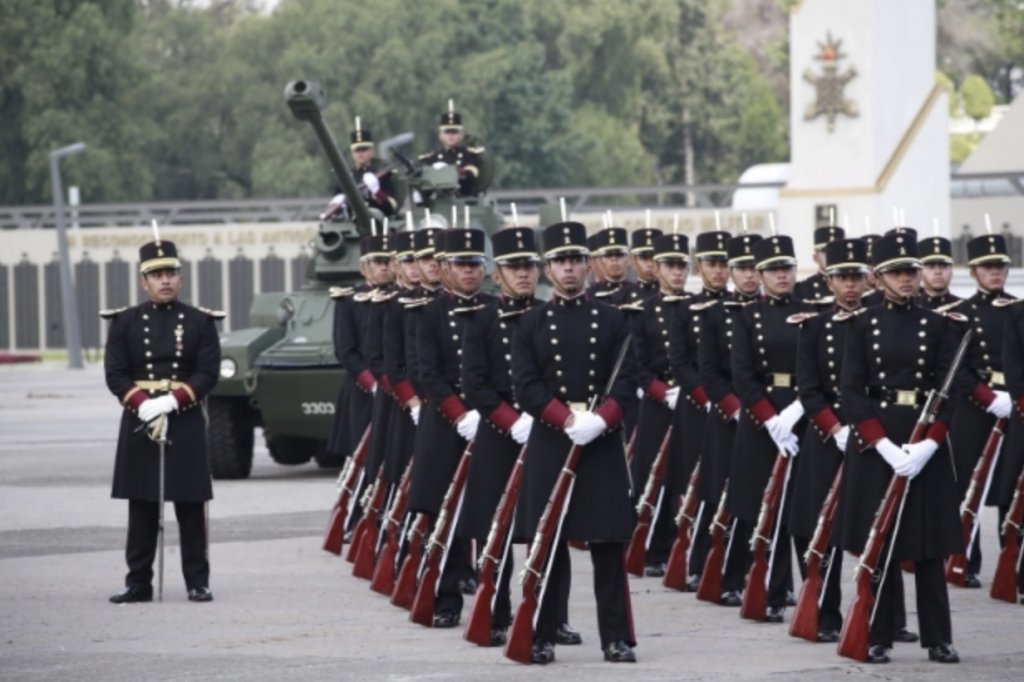 La SEDENA publica nueva Ley de Educación Militar que endurece sanciones para estudiantes