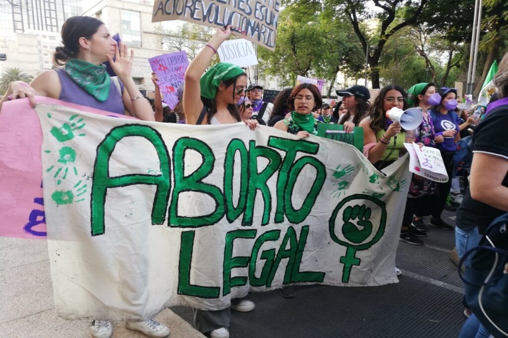 Tribunal ordena eliminar el delito de aborto en Nayarit