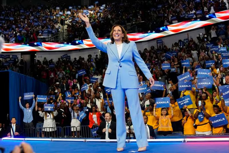 Kamala Harris busca voto de republicanos decepcionados de Trump