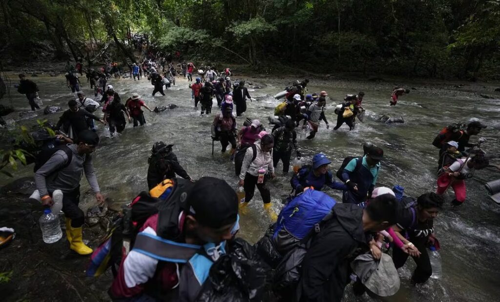 Red Jesuita lanza plataforma para ayudar a migrantes en 13 países