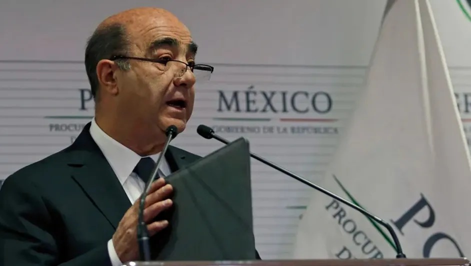 Aplazan audiencia de Murillo Karam en la que FGR pedirá cárcel para exprocurador