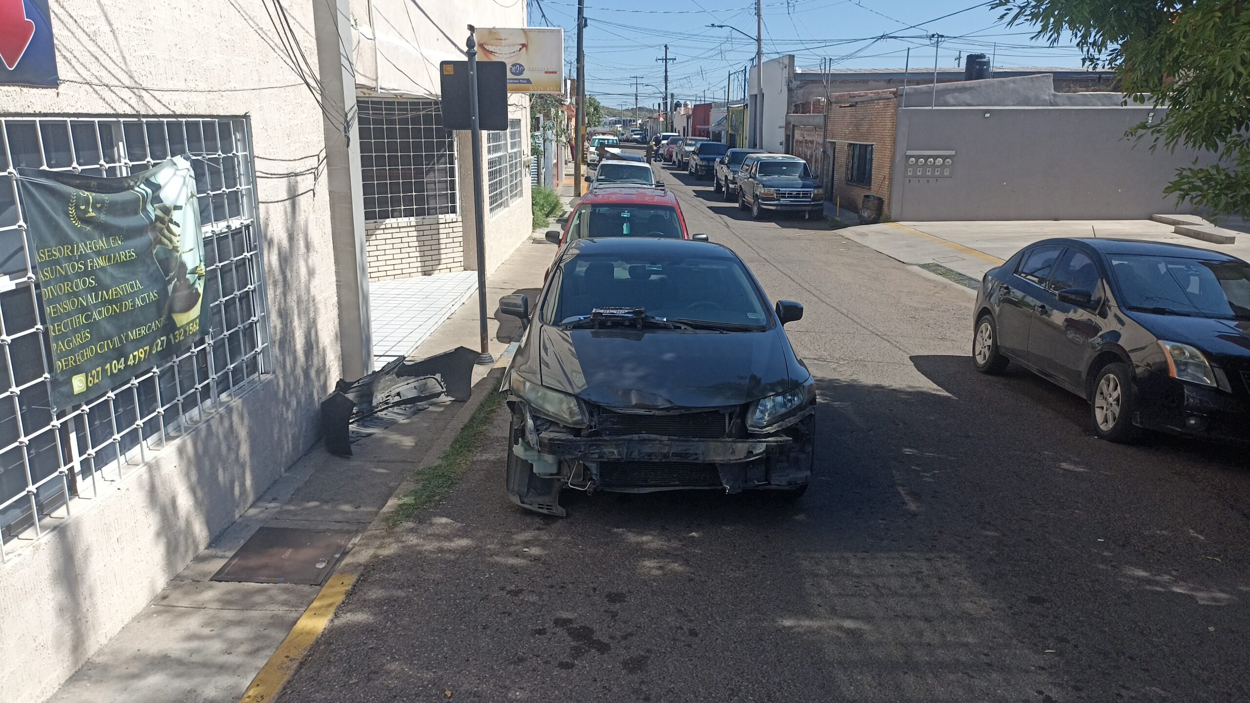 Se pasa un alto y provoca el primer choque en el cambio de sentido del ...